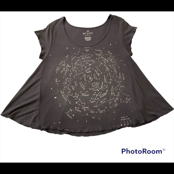 American Eagle Outfitters Tops - American eagle outfit tee woman’s